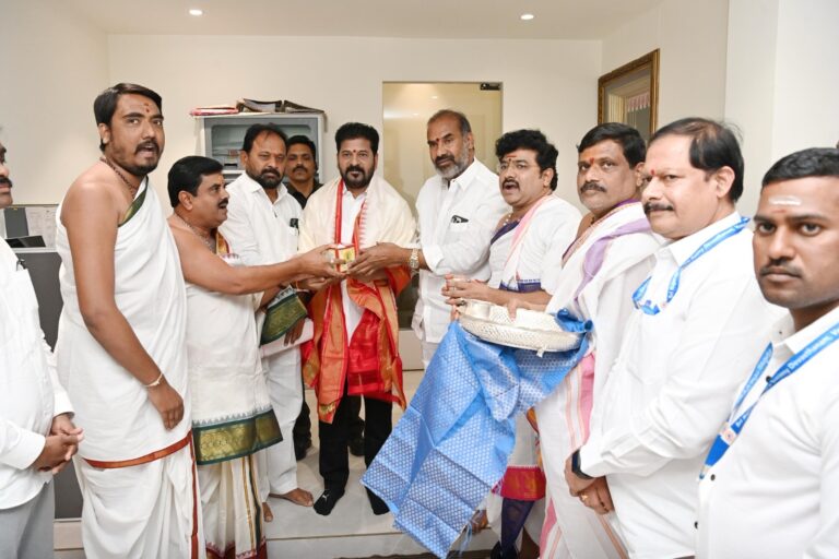 వేములవాడ ఆలయ అభివృద్ధికి నిధులు – ముఖ్యమంత్రి రేవంత్ రెడ్డి