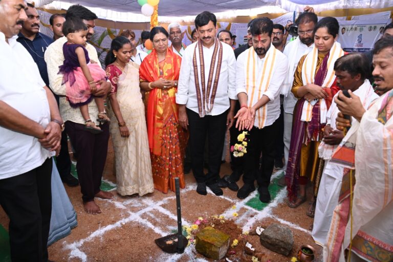 ప్రతి నియోజకవర్గంలో 3500 ఇందిరమ్మ ఇళ్ళు