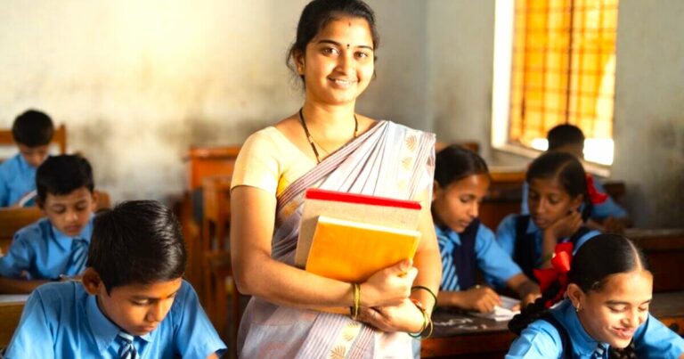 తెలంగాణలో టీచర్లకు గుడ్ న్యూస్, 10 రోజుల్లో ప్రమోషన్ల ప్రక్రియ పూర్తయ్యే షెడ్యూల్ విడుదల.