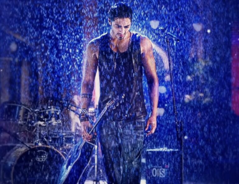 జీవనపోరాటం, ప్రేమ భావనలను వ్యక్తపరిచేలా ఈ ధన్ సాంగ్ ఆద్యంతం స్పూర్తిదాయకం.