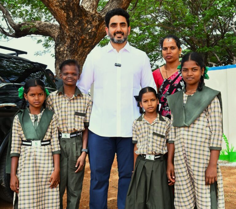 నారా లోకేశ్‌ గారు నాలుగురు పిల్లల విద్యా బాధ్యతను తీసుకుంటామని మాట ఇచ్చారు.