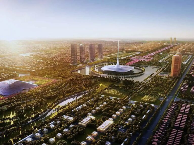 అమరావతి నిర్మాణంలో ప్రజల భాగస్వామ్యం పెంచేందుకు ప్రభుత్వం CRDA ద్వారా ప్రత్యేక వెబ్‌సైట్ ప్రారంభించింది.