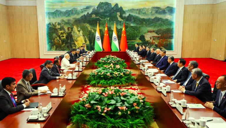 తియాంజిన్‌లో SCO సదస్సు సందర్భంగా అధ్యక్షుడు జిన్‌పింగ్‌తో సానుకూల సమావేశం, భారత్-చైనా సంబంధాలపై చర్చించాం.
