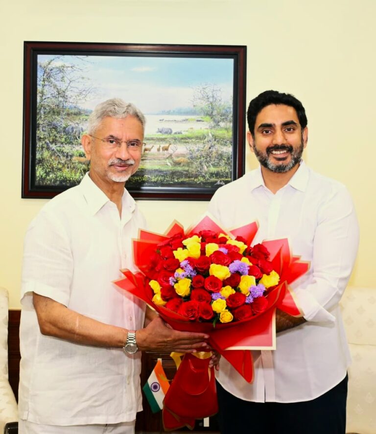 న్యూఢిల్లీలో జైశంకర్ గారిని కలసి, ఏపీ అభివృద్ధి, టెక్నాలజీ హబ్ కోసం సహకారం కోరాను.