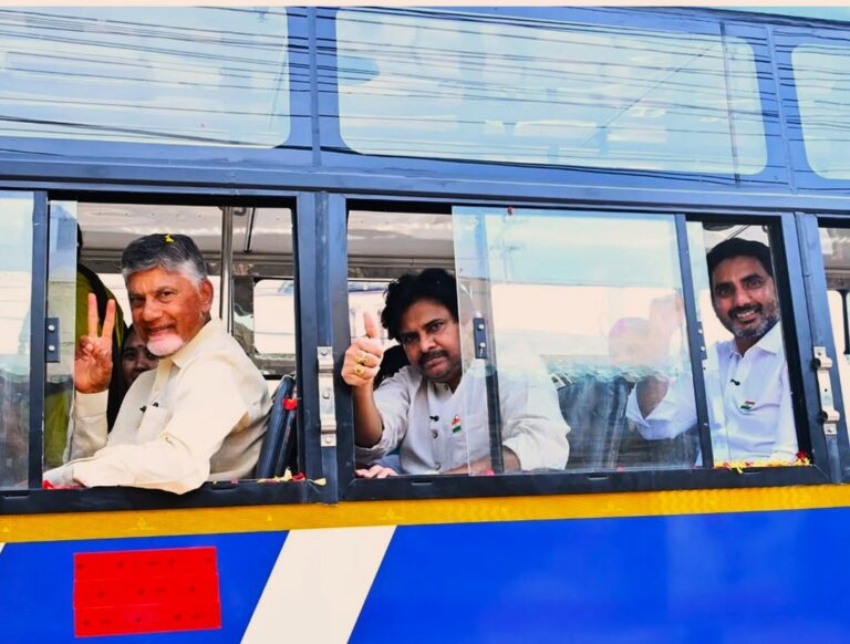 ఉచిత బస్సు ప్రయాణం మహిళల ఆర్థిక భరోసా, సామాజిక ప్రగతికి కీలకంగా మారుతుందని నారా లోకేష్ అన్నారు.