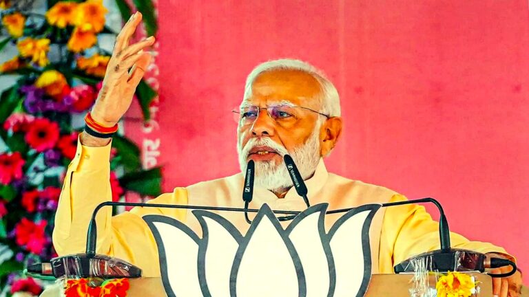 మణిపూర్ భారత అభివృద్ధికి కీలక స్తంభం, చురచాంద్‌పూర్‌లో అభివృద్ధి కార్యక్రమాలు ప్రారంభోత్సవంలో ప్రధాని అన్నారు.