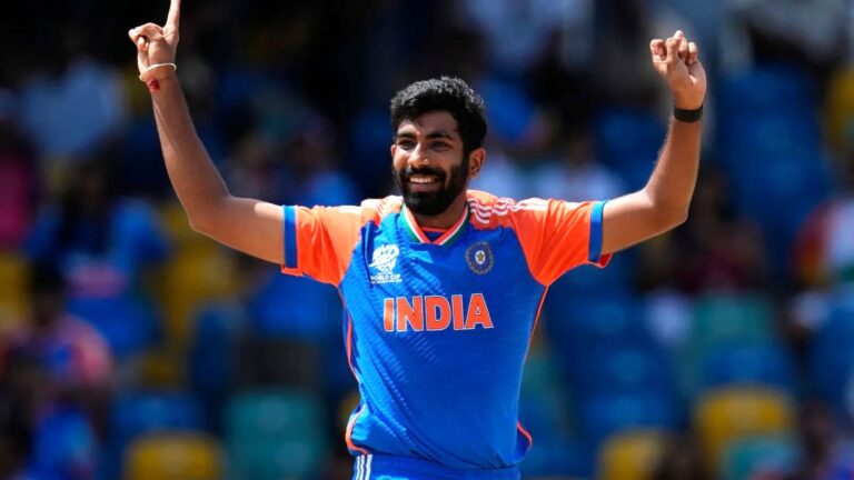 జస్ప్రీత్ బుమ్రా వెస్టిండీస్‌పై తొలి టెస్టులో మరో అద్భుతమైన మైలురాయిని సాధించి సంచలనం సృష్టించాడు.