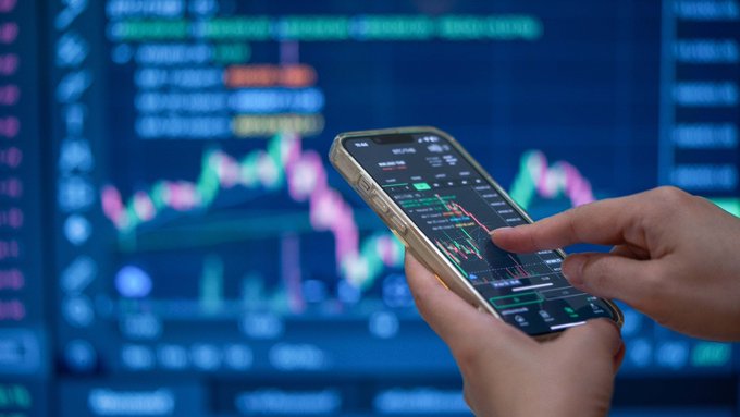 మార్కెట్‌టుడే | సింగ్టెల్‌ అనుబంధ సంస్థ రూ.10,300 కోట్ల విలువైన బ్లాక్‌ డీల్‌ ద్వారా భారతి ఎయిర్‌టెల్‌లో 0.8% వాటా విక్రయించనుంది.