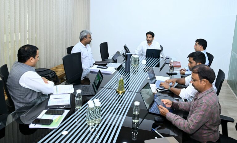 ఈరోజు ఉండవల్లి నివాసంలో విద్యాధికారులతో సమీక్ష చేసి, విద్యా అభివృద్ధిపై కీలక సూచనలు ఇచ్చాను.