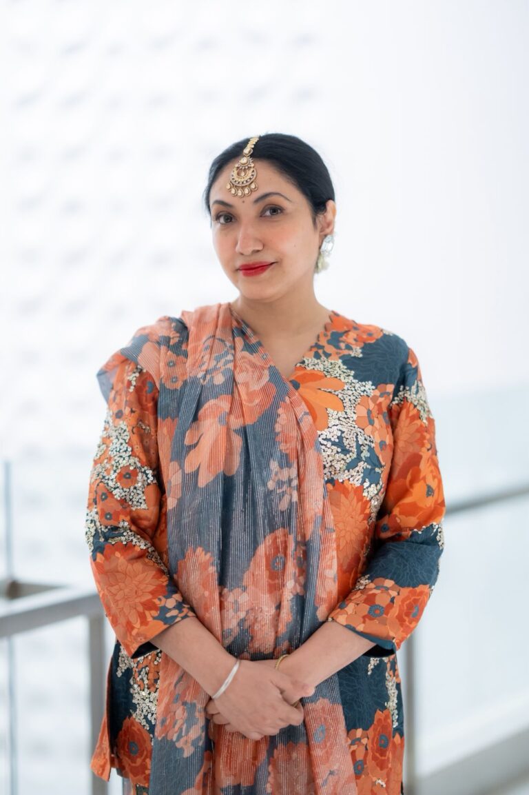 జటాధర ఒక అద్భుతమైన కథ. కుటుంబ భావోద్వేగాలు, అద్భుత శక్తులు, పురాణ అంశాల సమ్మేళనం ఇది.