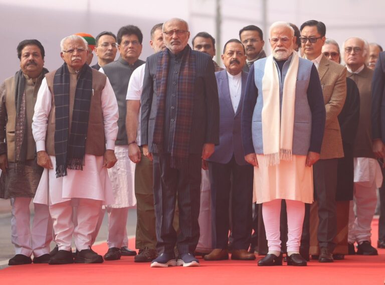 2001లో పార్లమెంట్‌పై దాడిలో ప్రాణాలర్పించిన వీరులను దేశం ఈరోజు కృతజ్ఞతతో స్మరిస్తోంది వారి ధైర్యం అప్రమత్తత కర్తవ్యనిష్ఠకు శాశ్వత వందనం