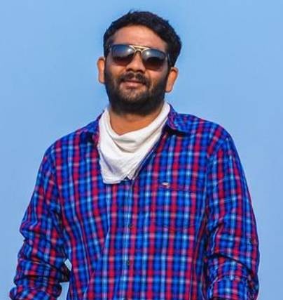 కామ్రేడ్ కళ్యాణ్  దర్శకుడు జానకిరామ్ మారెల్లాకు హృదయపూర్వక జన్మదిన శుభాకాంక్షలు తెలియజేస్తోంది.