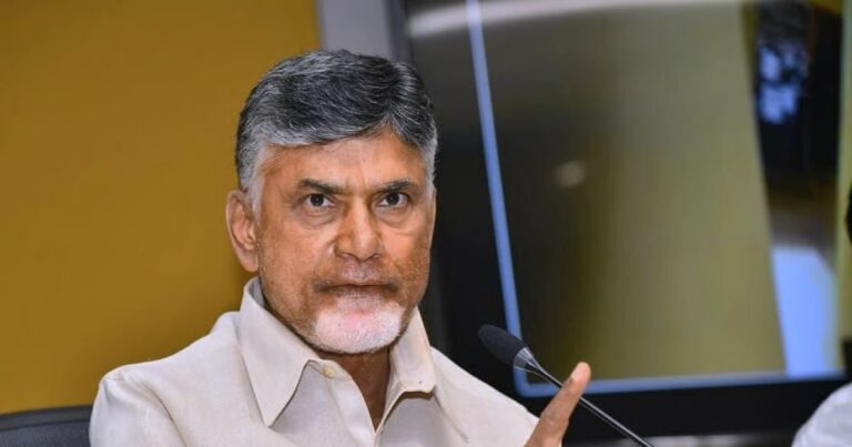 విశాఖలో త్వరలో సైక్లింగ్ ట్రాక్‌ల ఏర్పాటుతో నగర అభివృద్ధికి కొత్త ఊపు లభించనుందని సీఎం ప్రకటించారు.