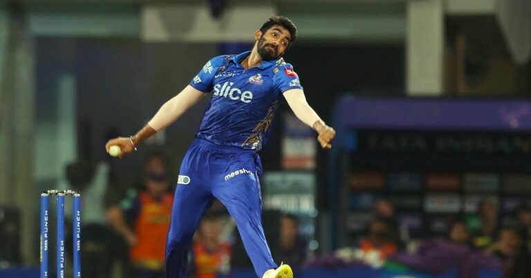 జస్ప్రీత్ బుమ్రా టీ20ల్లో 100 వికెట్లు సాధించి, భారత్ కోసం చరిత్ర రాసారు.
