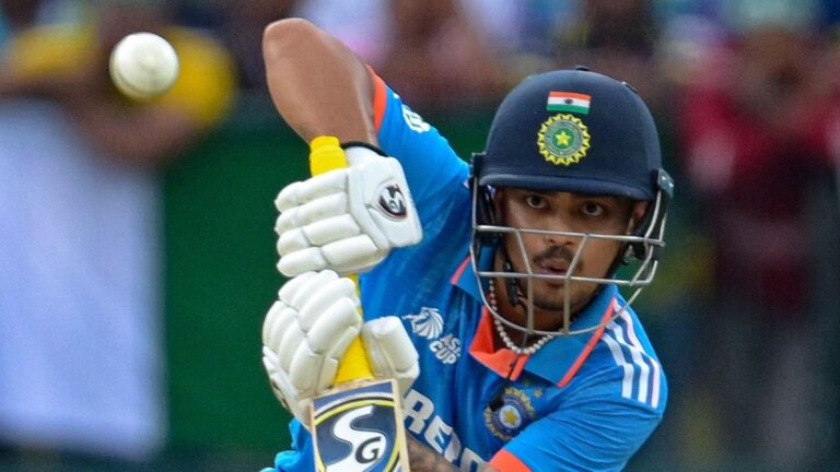 ఇషాన్ కిషన్ అద్భుత హాఫ్ సెంచరీ .