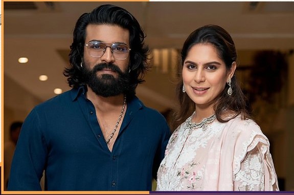 రామ్ చరణ్, ఉపాసనలకు కవలలు జన్మించారు.