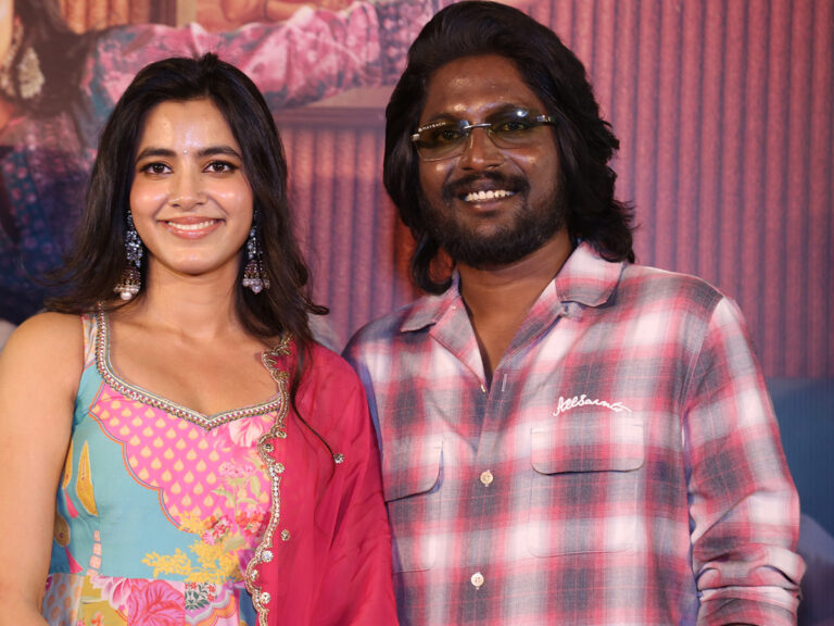 మనసు దోచే మధుర గీతం .