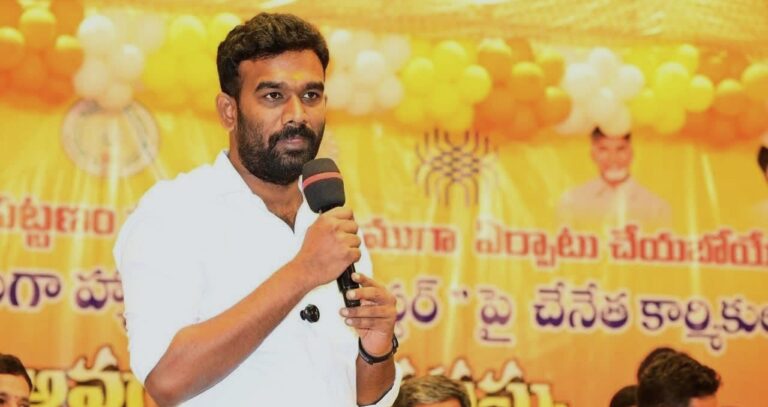ధర్మవరం మెగా హ్యాండ్లూమ్ క్లస్టర్ చర్చ జరిగింది.