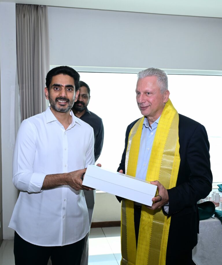ఐమన్ ఎజ్జాట్‌ను విశాఖకు ఆహ్వానించాం.